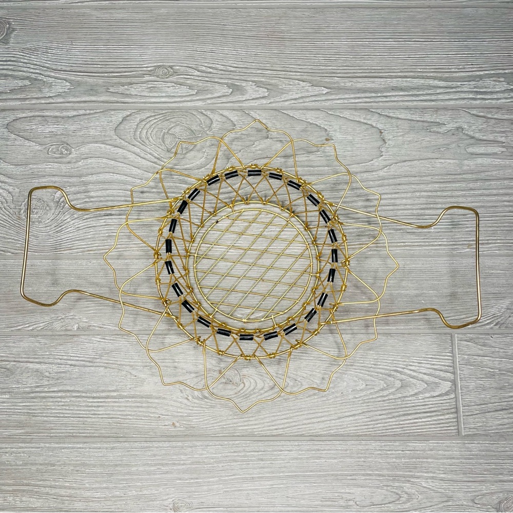 Vintage wire egg collection bracket folding decoration kitchen gadget